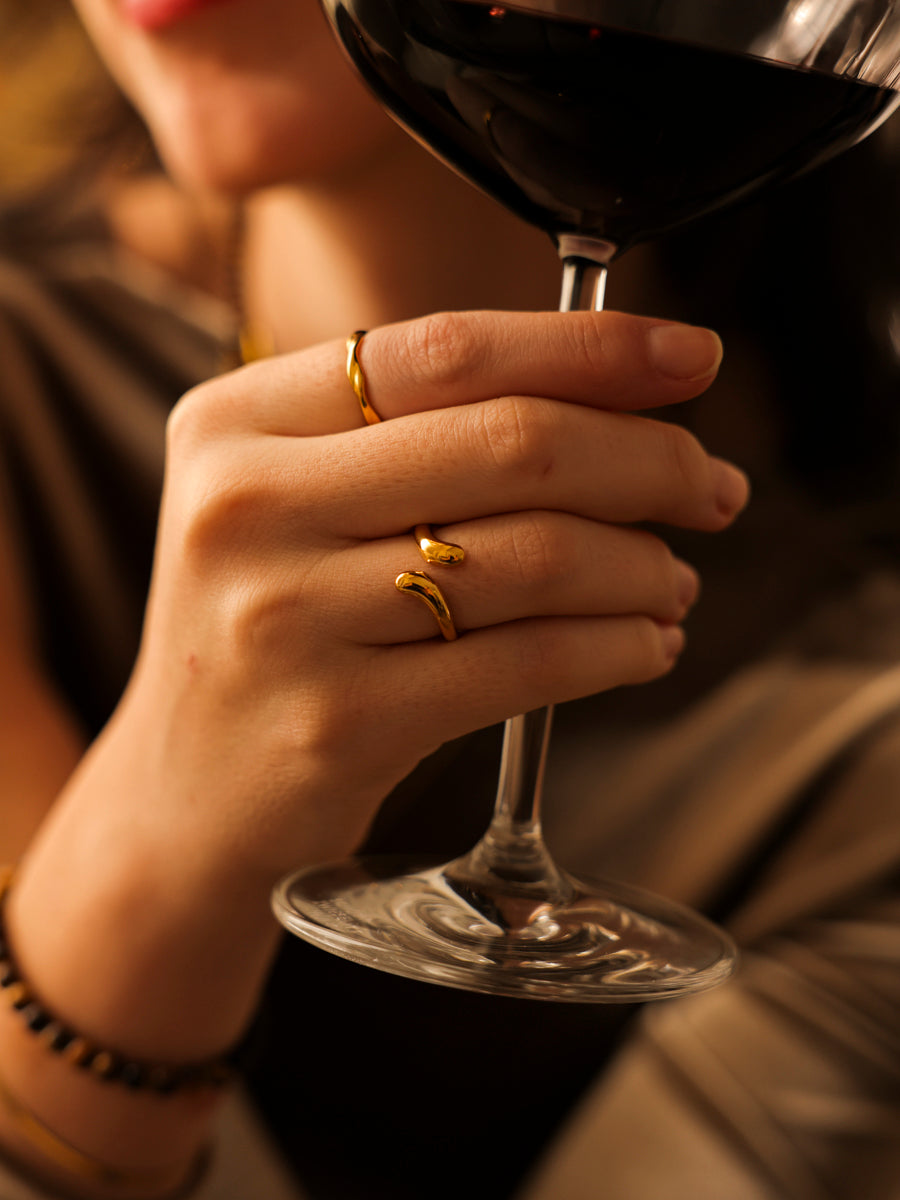 Modern Curve Ring