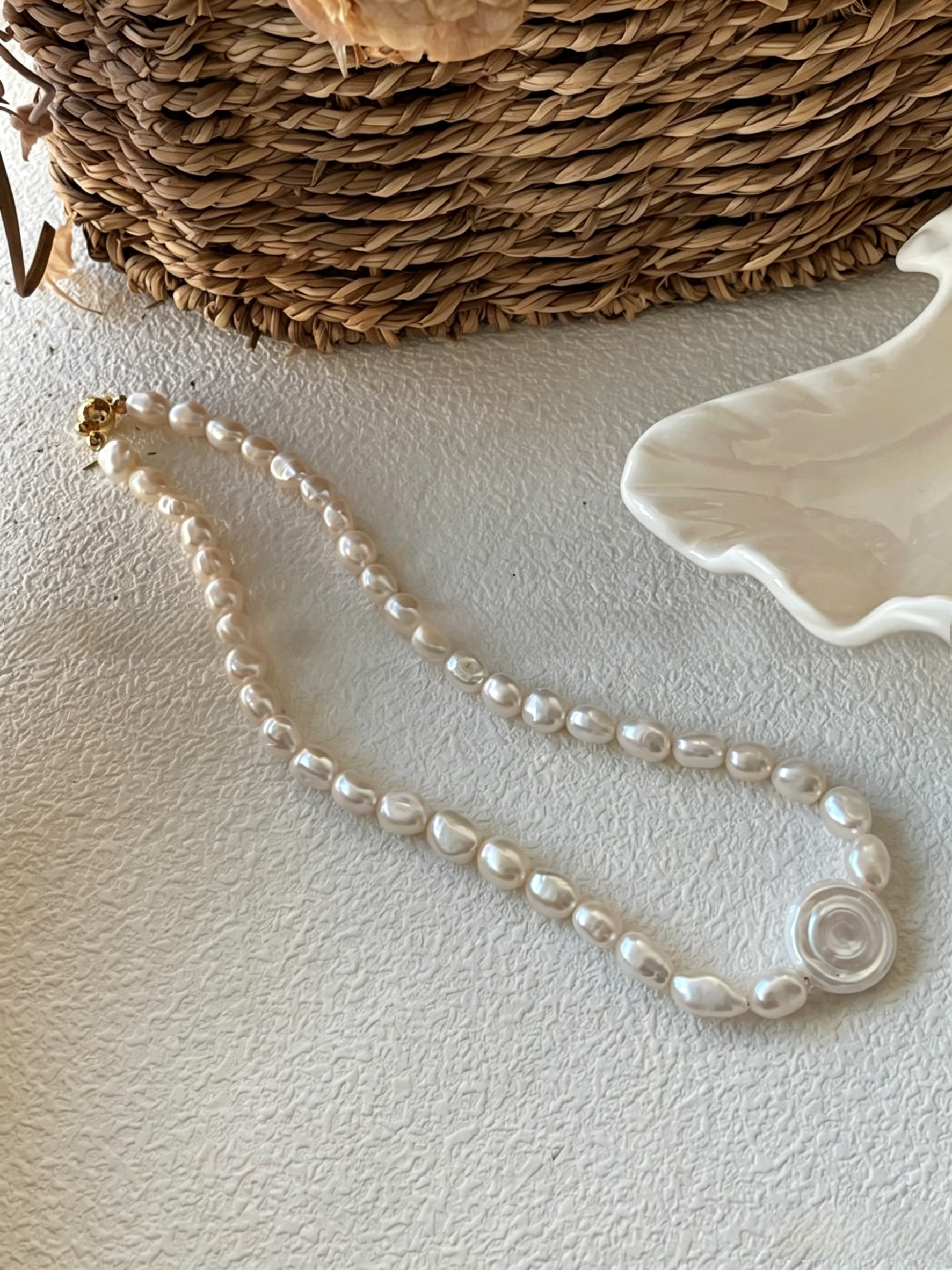 Roman Antiquity Baroque Pearl Choker