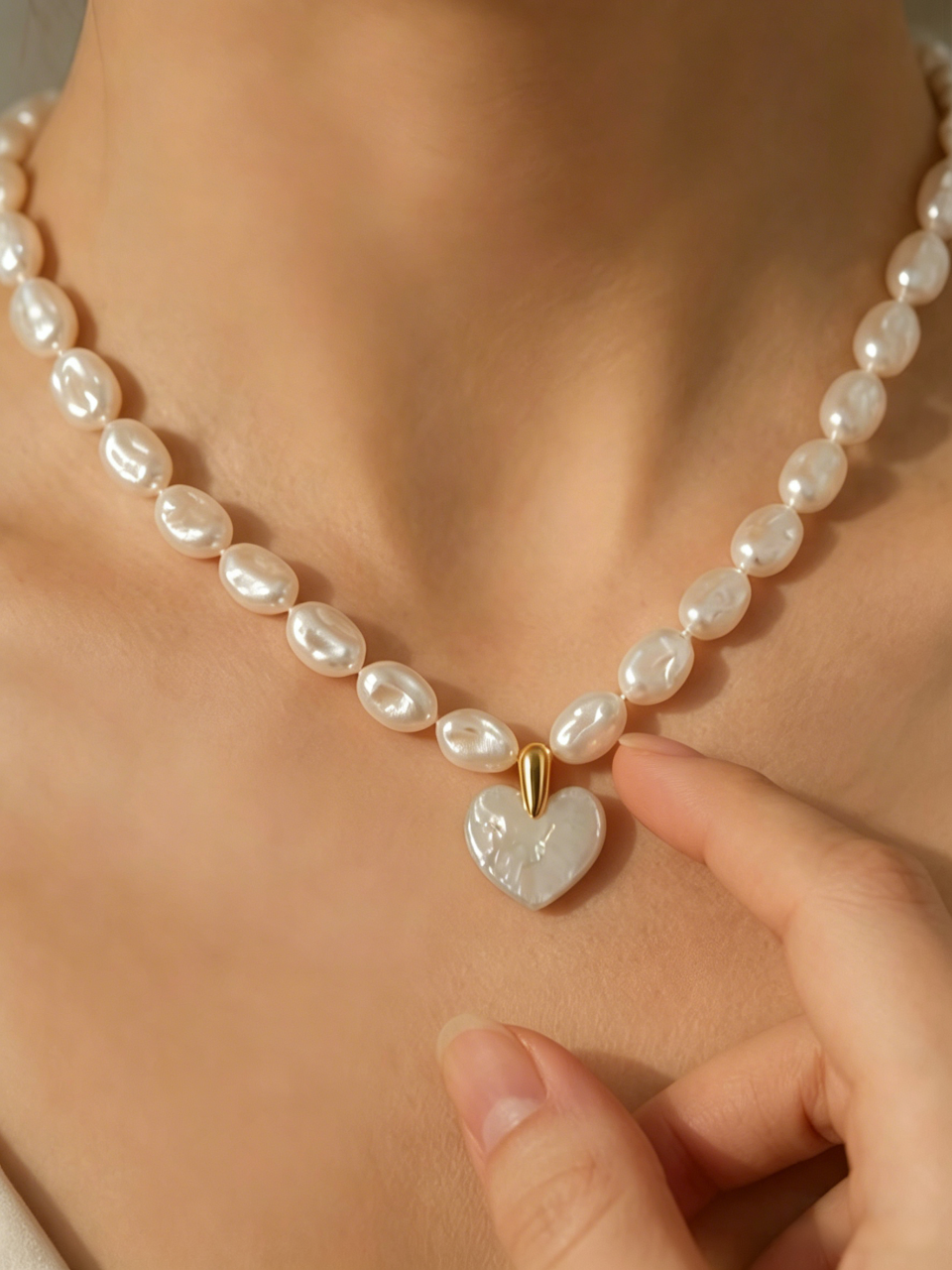 Runaway Sweetheart Heart Necklace