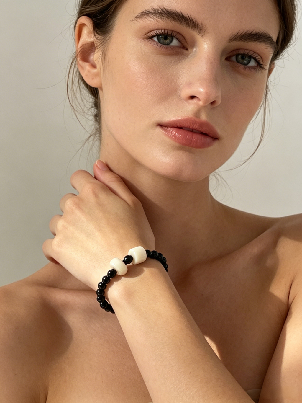 Black Agate & Cream Beaded Stretch Bracelet