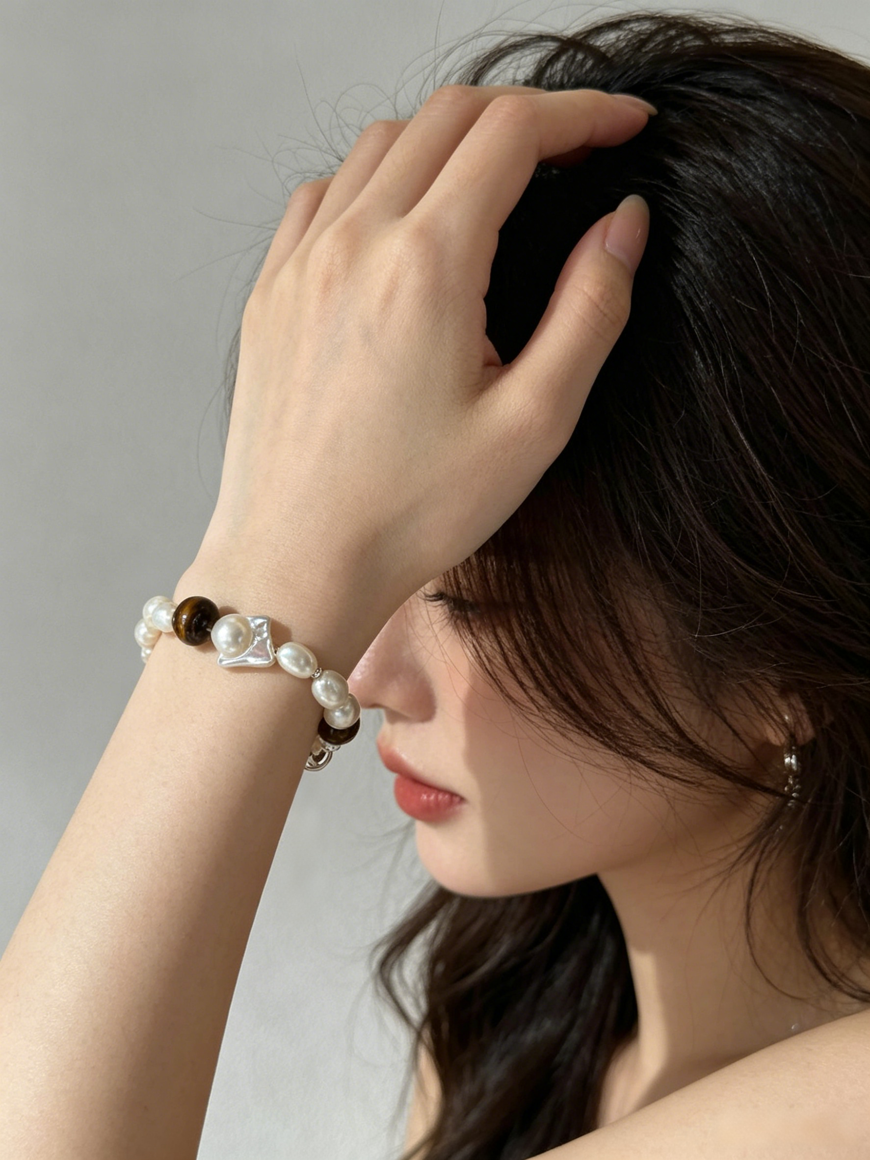 Vintage Amber Tone Baroque Pearl Bracelet