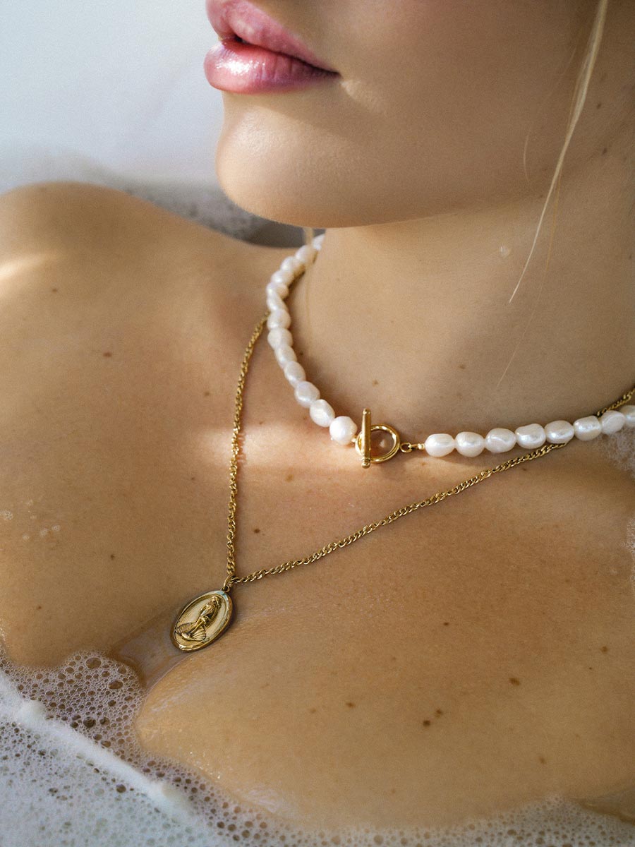 Pearls OT chain