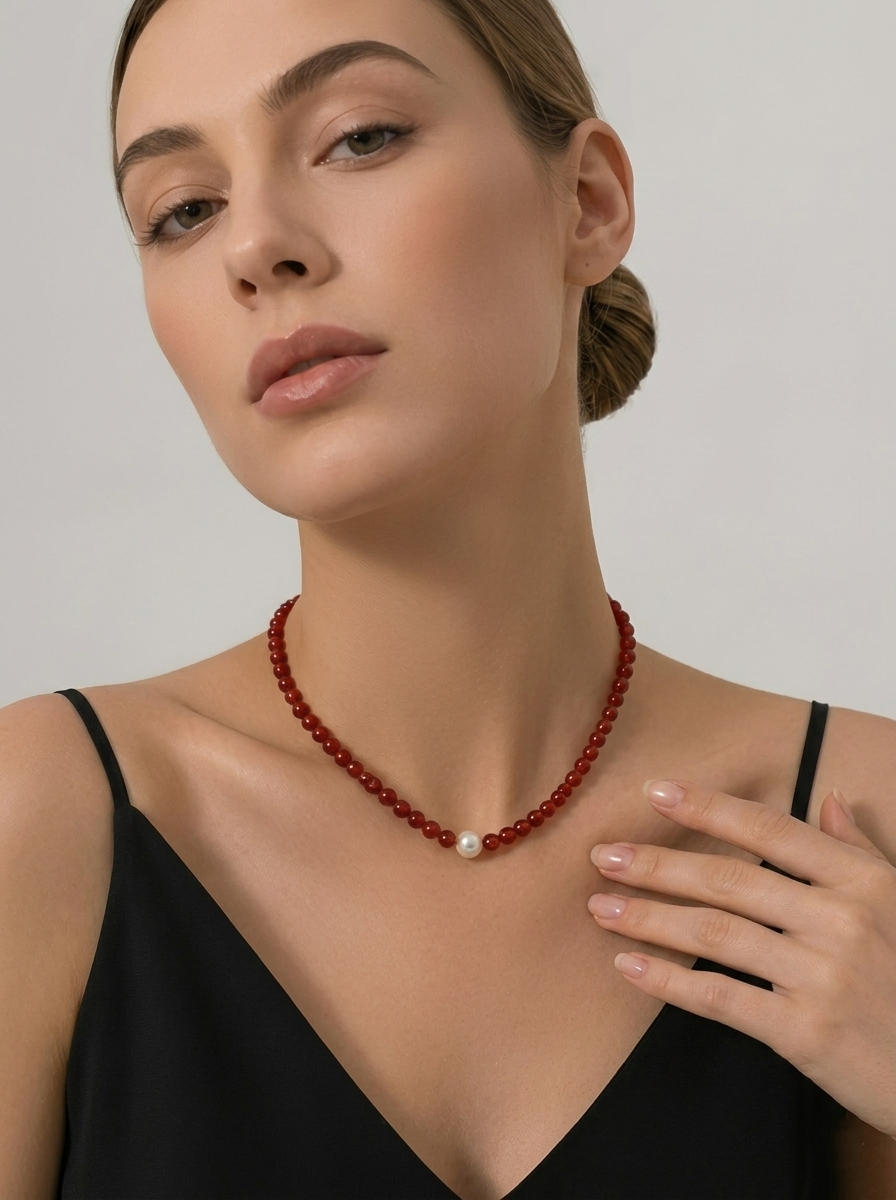 Red Agate Round Disc Necklace (41cm)