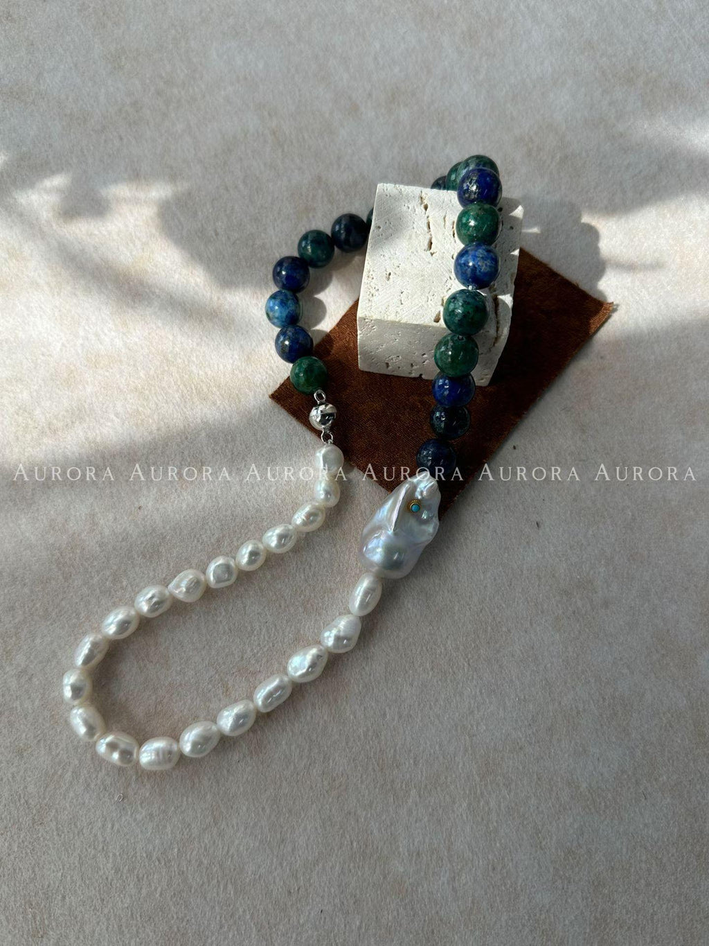 Turquoise & Natural White Pearl Contrast Necklace